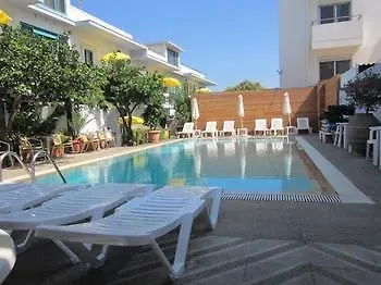Ξενοδοχείο με διαμερίσματα Mariette Rhodes Urban (adults Only)