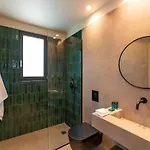 Mariette Rhodes Urban (adults Only) 3*