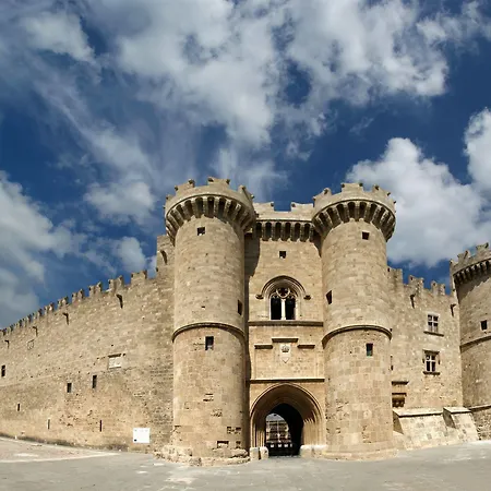 Mariette Rhodes Urban Aparthotel