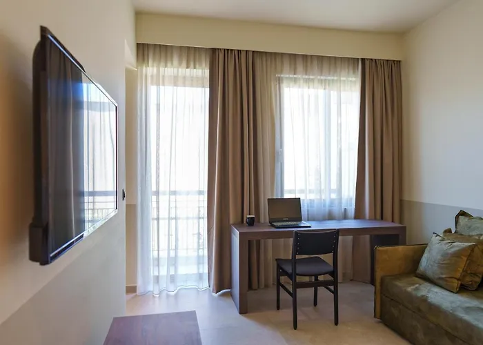 Mariette Rhodes Urban (adults Only)