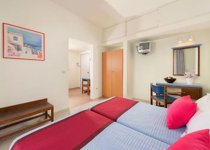 Mariette Rhodes Urban (adults Only) 3*