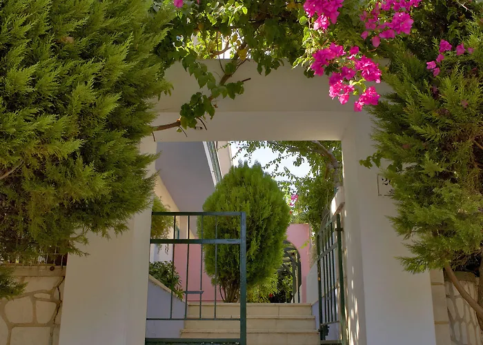 Mariette Rhodes Urban (adults Only) Apart Otel