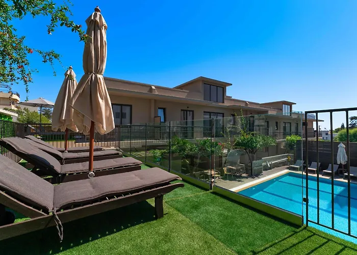 Mariette Rhodes Urban (adults Only) アパートホテル 3*