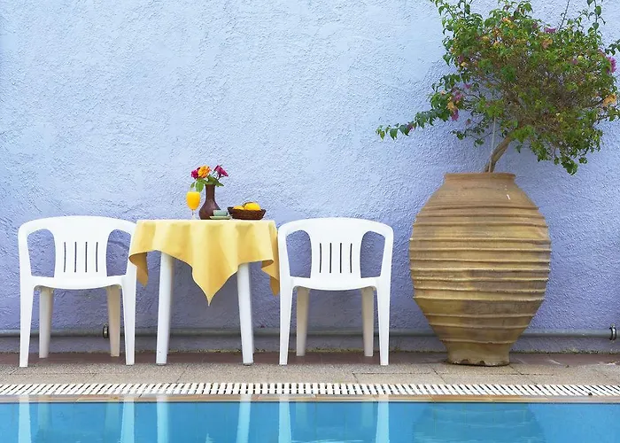 Mariette Rhodes Urban (adults Only)