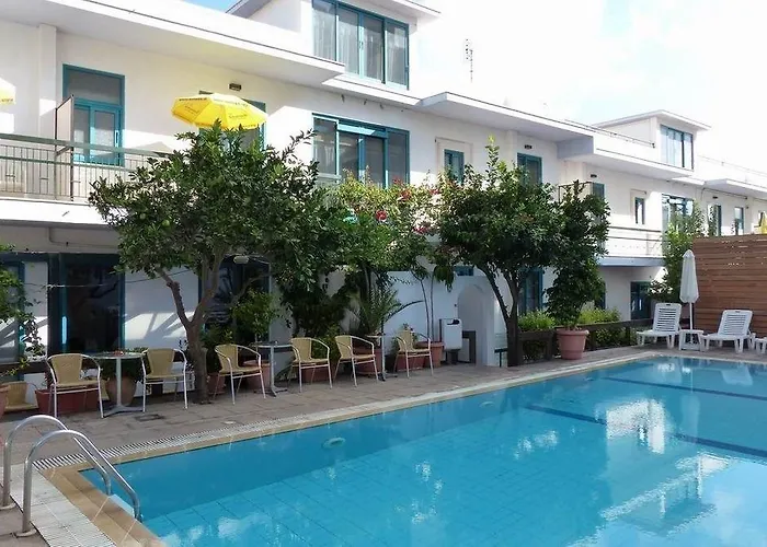 Mariette Rhodes Urban (adults Only)