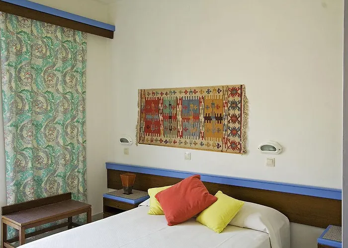 アパートホテル Mariette Rhodes Urban (adults Only) 3*