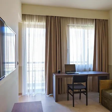 Mariette Rhodes Urban (adults Only)